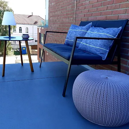 Downtown 2br With Balcony & Free Secure Garage Parking Apartamento *